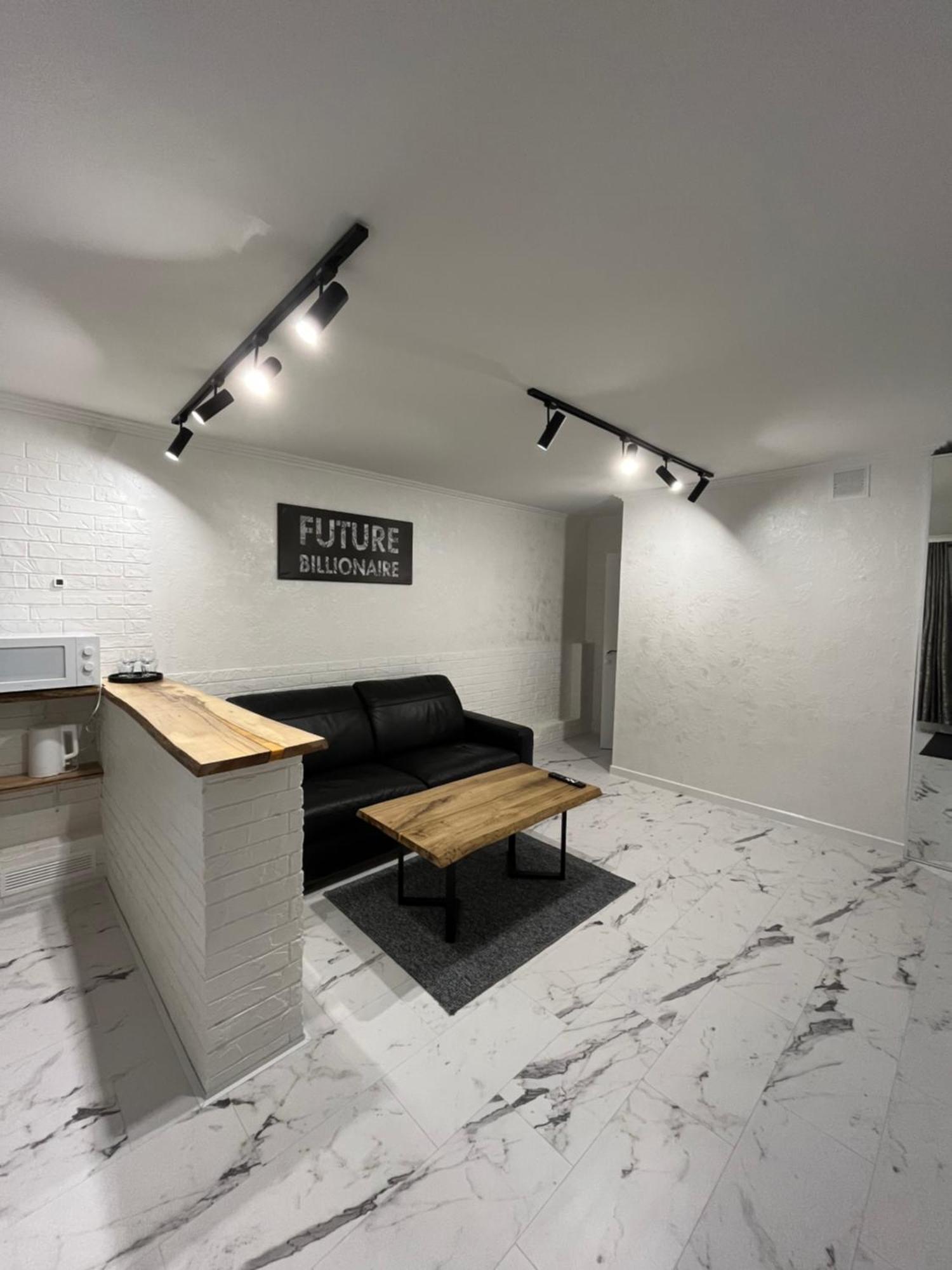 Family Apartment ヴィーンヌィツャ エクステリア 写真